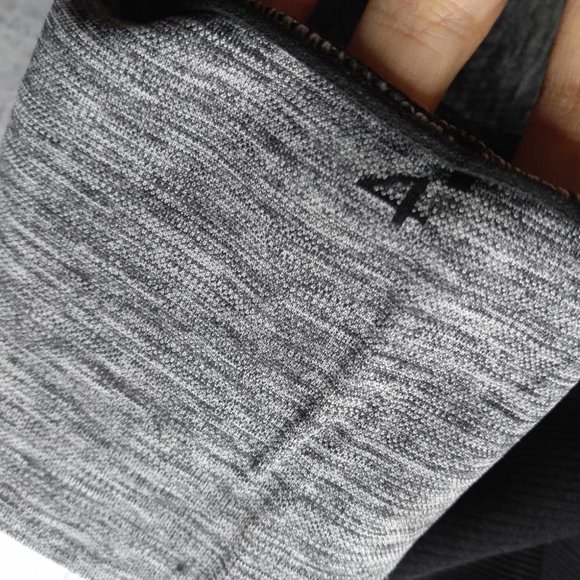 Lululemon Seamlessly Street Crop Heathered Black 4 - Picture 5 of 5